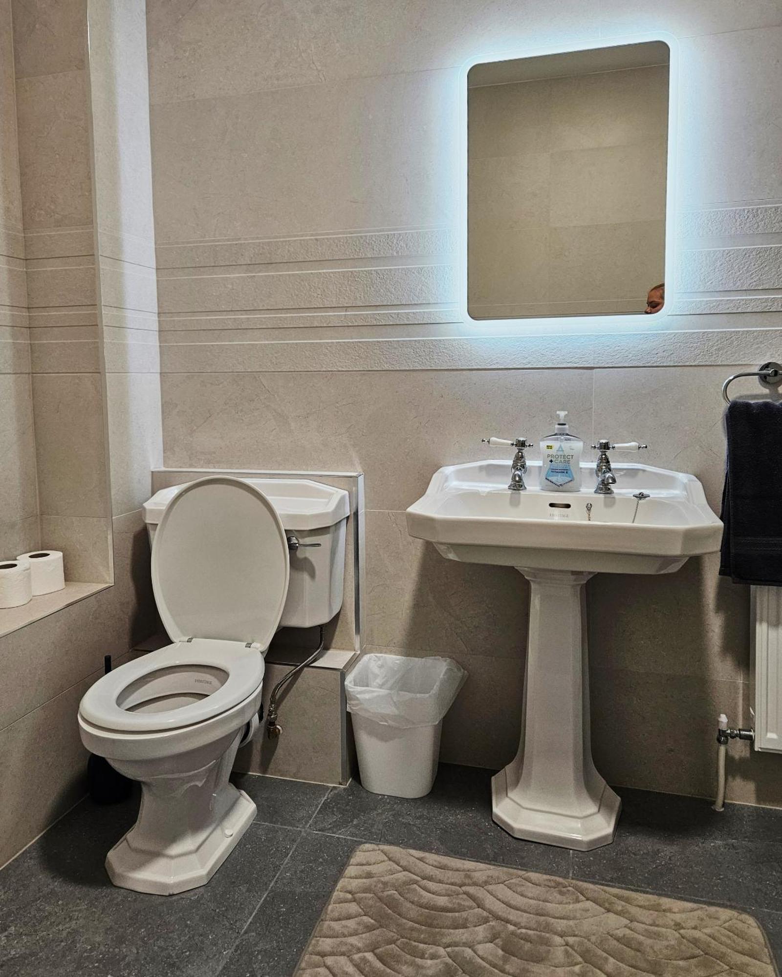 Dromod Suites Bagian luar foto